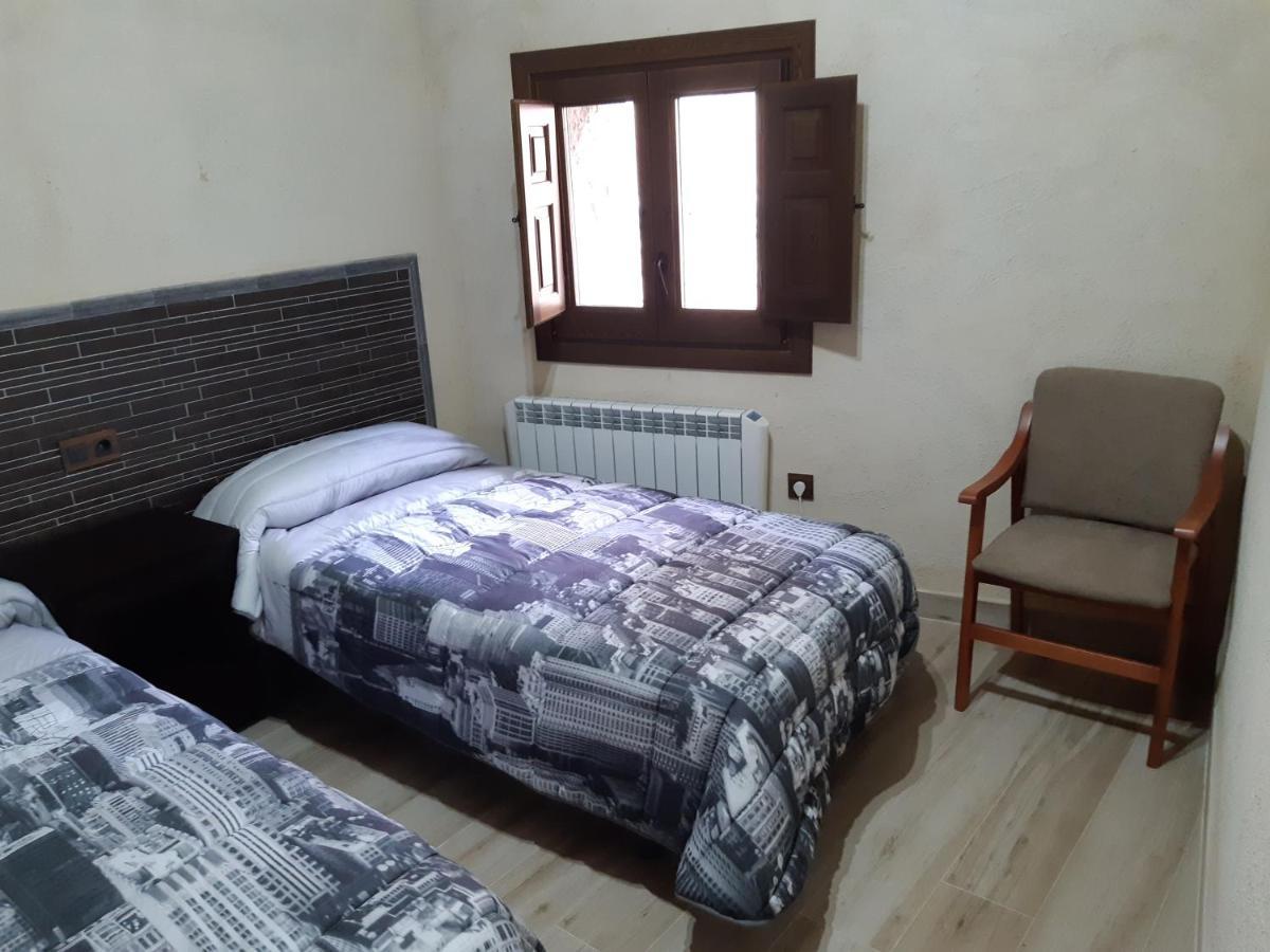 Casa Rural El Secreto Del Castillo مورا دي روبيلوس المظهر الخارجي الصورة